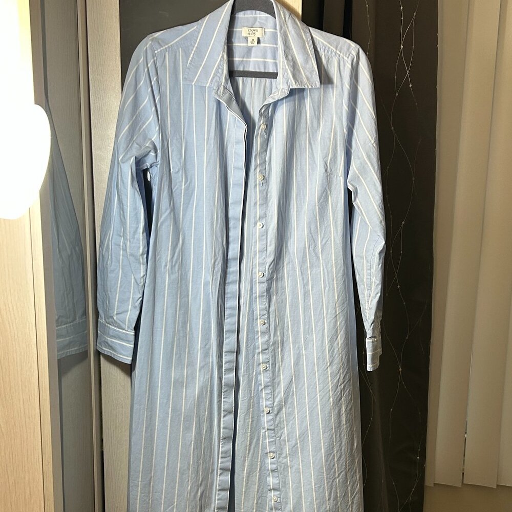 Crown & Ivy Blue and White Stripe Shirt Dress Quiet Luxury Medium